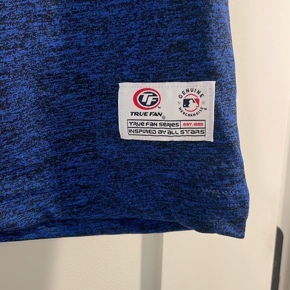 Chicago Cubs Shirt - Picture 3 of 5